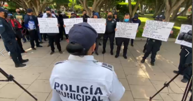 «Irapuato huele a muerte»: Policías municipales protestan por homicidios de elementos de la corporación.