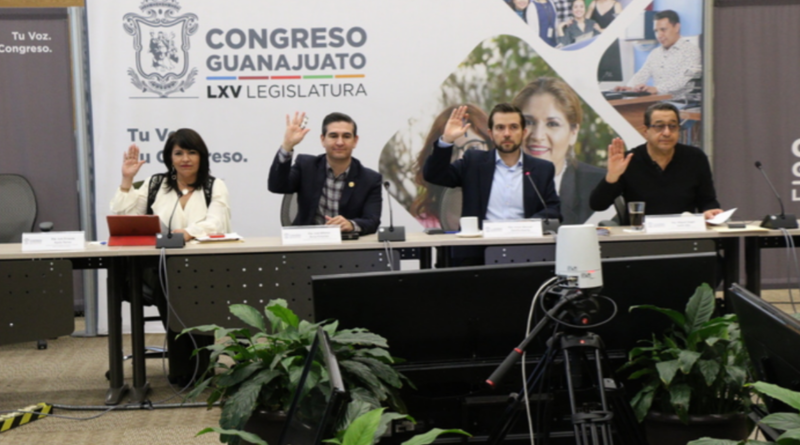 Mayoría panista en Congreso de Guanajuato aprueba nuevo endeudamiento para León.