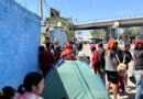 De nueva cuenta comienza a poblarse de migranrtes el puente Siglo XXI en Irapuato.
