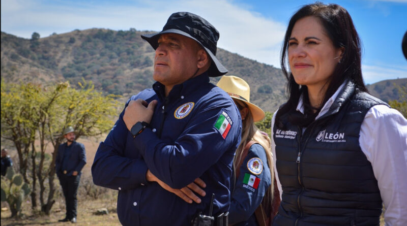 Presidenta municipal de León presenta al grupo especializado de la nueva Policía Rural.