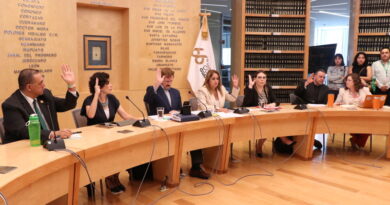 Rechazan en el Congreso de Guanajuato despenalización del aborto. Tachan a panistas de retrogradas.