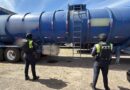 Policía estatal Asegura pipa abandonada con 45 mil litros de combustible.