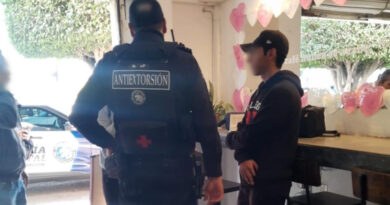 Escuadrón Antiextorsión rescata a un menor de edad, víctima de secuestro virtual en Celaya.