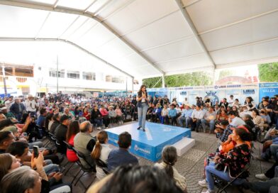 Gobernadora lleva caravana de servicios y entrega hospital en Xichú y Victoria.