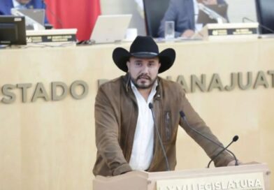 El PAN resta un diputado pero suma una ex legisladora del PV en el Congreso de Guanajuato.