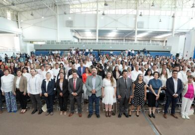 Legisladores de Guanajuato realizan tercer foro para regular el uso de celulares en las aulas.