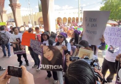 Familiares exigen una explicación del por qué esta libre un supuesto cómplice del feminicidio de Andrea y Nayeli.