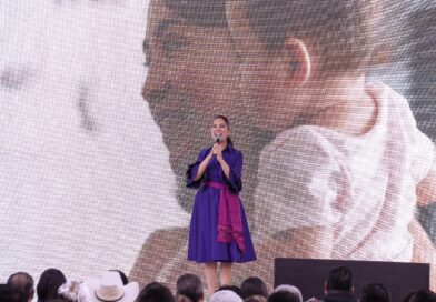 Concluye gobernadora gira de informes regionales destacando construcción del bulevar Independencia.