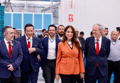 Gobernadora de Guanajuato inaugura planta de materiales de alta tecnología con inversión mexicana.
