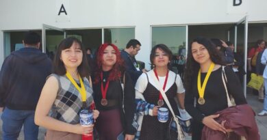 Alumnas de la ENMS Guanajuato obtienen cuatro medallas en la Olimpiada Mexicana de Filosofía.