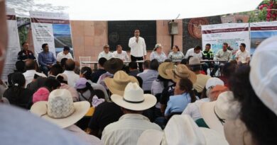 Realizan jornada de limpieza y asamblea informativa para sanear la presa Ignacio Allende, en San Miguel.