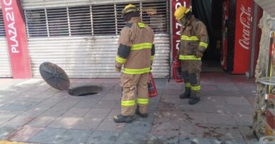 Se registra fuerte explosión en registro de la CFE en pleno centro de la ciudad de León.