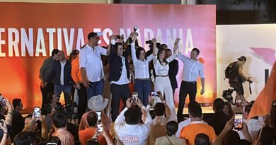 Alejandra Gutiérrez formaliza su llegada a MC y lanza fuertes críticas a su ex partido.