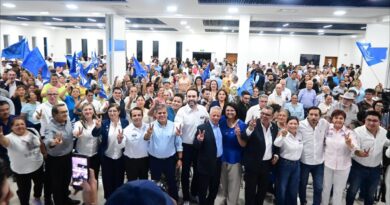 Regidores y síndicos del PAN en León manifiestan su lealtad a las dirigencias municipal y estatal del partido.