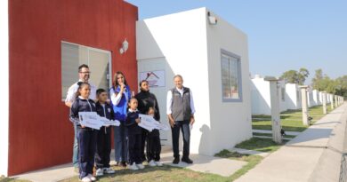 Gobernadora participa en entrega de «Viviendas Para el Bienestar» en San José Iturbide.