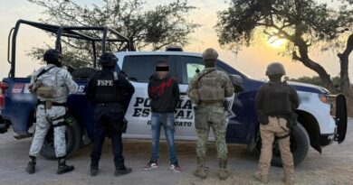Rescatan a víctima de secuestro luego de persecución de hombres armados en Celaya.