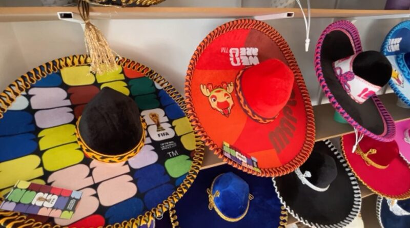 En San Francisco del Rincón se elaboran sombreros de charro oficiales del mundial.