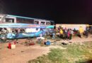 Choque de frente entre tráiler y autobús de pasajeros deja 4 muertos y 11 lesionados en la carretera 57.