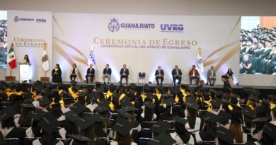 La UVEG se consolida a nivel nacional con el egreso 854 estudiantes en CDMX.