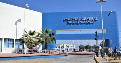 Beben tequila adulterado en fiesta de XV años de Salamanca. Mueren 3 y 16 están hospitalizados.