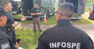 Instructores del INFOSPE participan en programa de capacitación de seguridad en Miami, Florida.