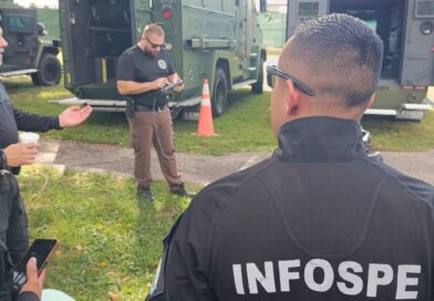 Instructores del INFOSPE participan en programa de capacitación de seguridad en Miami, Florida.
