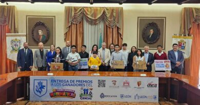 Estudiantes UG ganan el primer y segundo lugar en el Concurso Regional de Ciencias 2026.