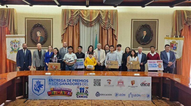 Estudiantes UG ganan el primer y segundo lugar en el Concurso Regional de Ciencias 2026.