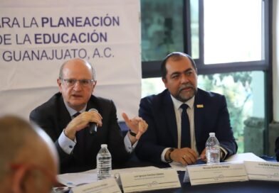 Guanajuato avanza en cobertura de Educación Media Superior con la apertura de 7 mil nuevos espacios.