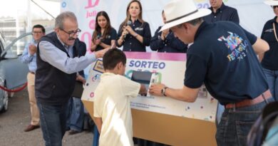 Municipio de Silao realiza el sorteo de un auto último modelo con motivo de la clausura de la Feria.