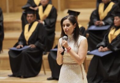 Se gradúa primera generación de licenciados en derecho en la Universidad de Formación Policial de León.