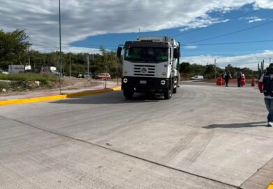 Avanza obra para agilizar tránsito vehícular en la zona de La Antorcha, en León.