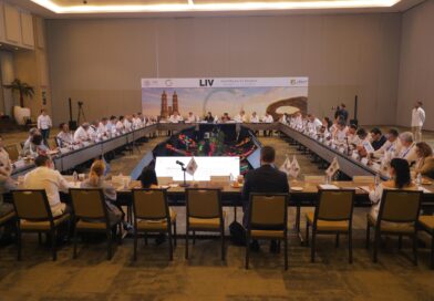 En asamblea de fiscales, Gerardo Vázquez Alatriste comparte iniciativa para que fiscalías estatales investiguen delincuencia organizada.