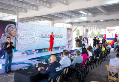 Más de 1 millón de personas visitaron el Festival de Verano. Autoridades de León presentan resultados del evento.