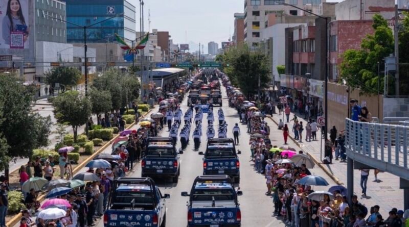 Más de 20 mil personas presenciaron el desfile cívico militar en León.