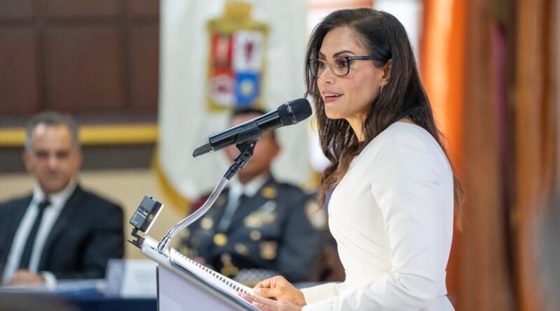 Avances en seguridad, salud y educación, destaca Ale Gutiérrez en sesión solemne por segundo informe.