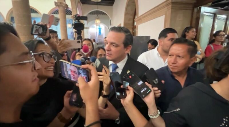 Hay dos detenidos por su probable participación en ataque apolicías que cobró la vida de tres elementos en Comonfort.
