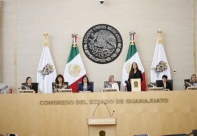 Gobernadora anuncia presentación de iniciativas de ley, durante apertura de sesiones del Congreso de Guanajuato.