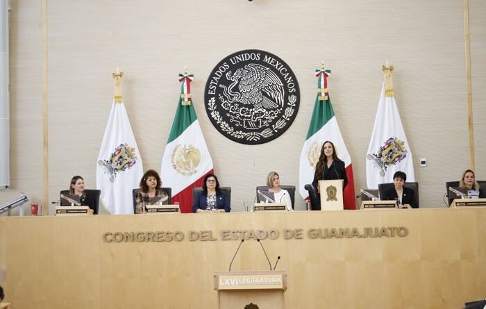 Gobernadora anuncia presentación de iniciativas de ley, durante apertura de sesiones del Congreso de Guanajuato.