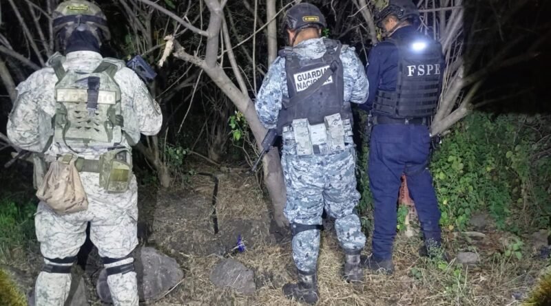 Asegura FSPE, Guardia Nacional y Ejército Mexicano 25 mil litros de diésel en Salamanca.