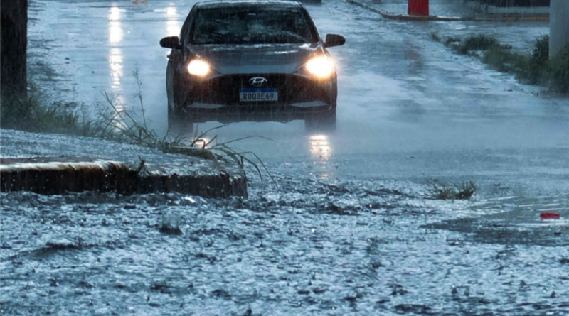 Efectos del huracán Simón traerá lluvias fuertes al estado de Guanajuato. Se exhorta a evitar riesgos.