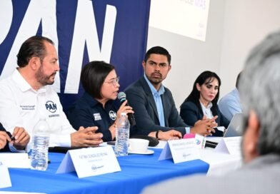 Dirigencia del PAN en Guanajuato presenta contrainforme y cuestiona acciones del gobierno morenista de Celaya.