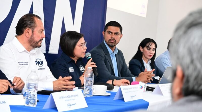 Dirigencia del PAN en Guanajuato presenta contrainforme y cuestiona acciones del gobierno morenista de Celaya.